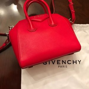 Givenchy Mini Antigona